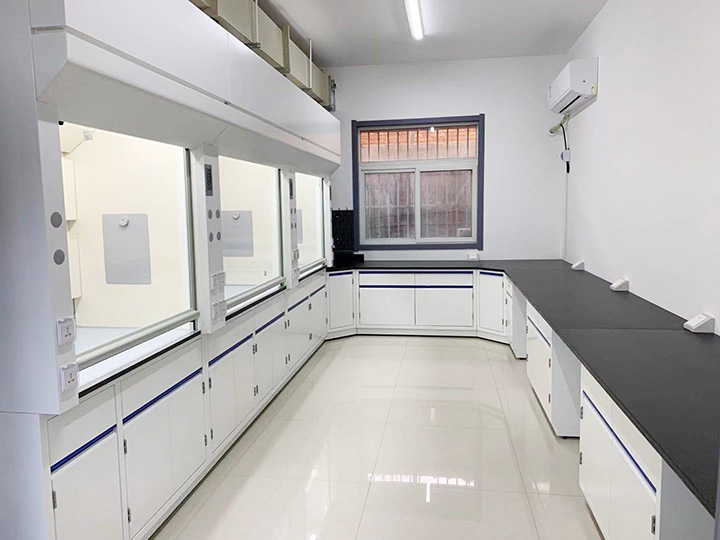 調(diào)節(jié)門會(huì)對(duì)通風(fēng)柜的氣流產(chǎn)生什么影響